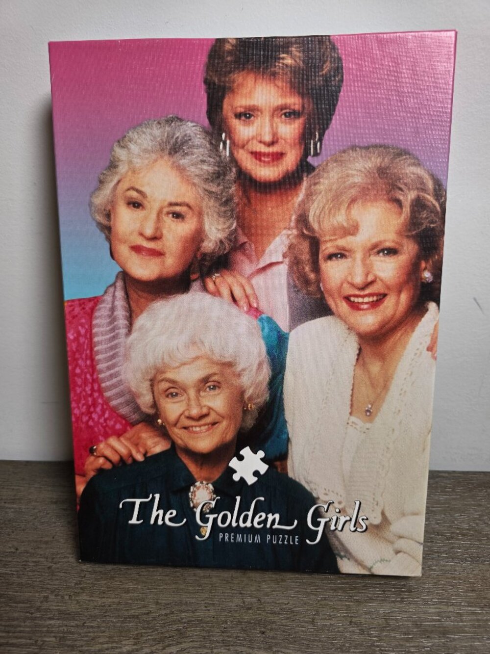 The Golden Girls - 1000 Piece Jigsaw Puzzle by USAopoly Made in USA